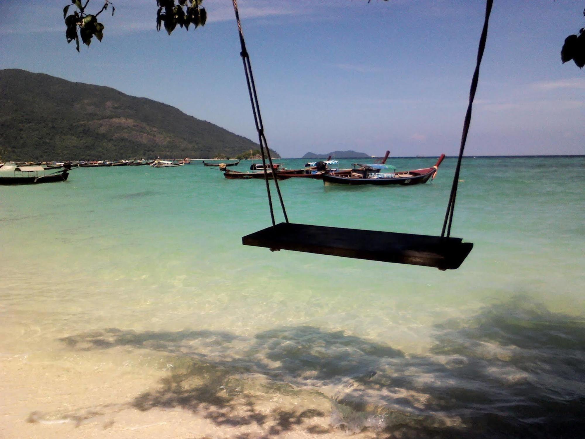 Kathalee Beach Resort & Spa Koh Lipe Eksteriør bilde