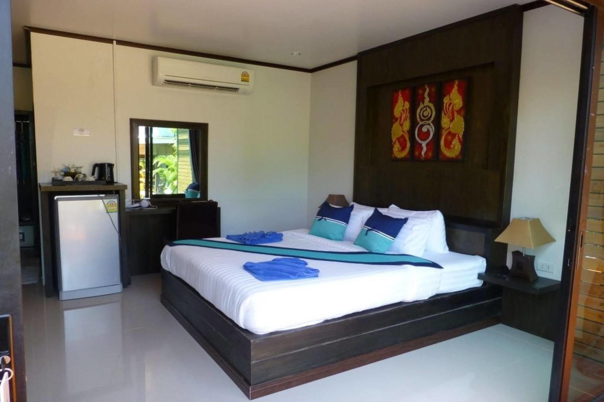 Kathalee Beach Resort & Spa Koh Lipe Eksteriør bilde